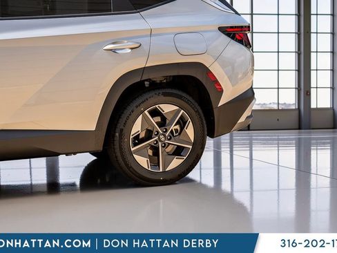 Used 2025 Hyundai Tucson SEL FWD image 33