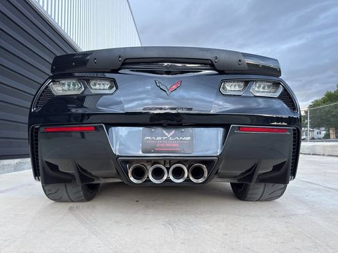 Used 2015 Chevrolet Corvette Z06 w/ 3LZ Preferred Equipment Group RWD image 36
