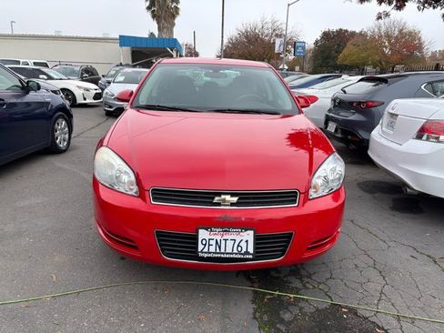 Used 2009 Chevrolet Impala LT FWD image 2