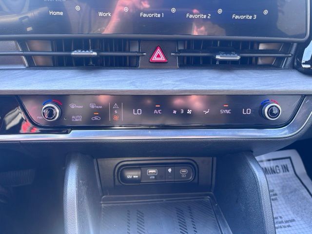 Used 2023 Kia Sportage X-Line w/ X-Line Premium Package AWD/4WD image 31