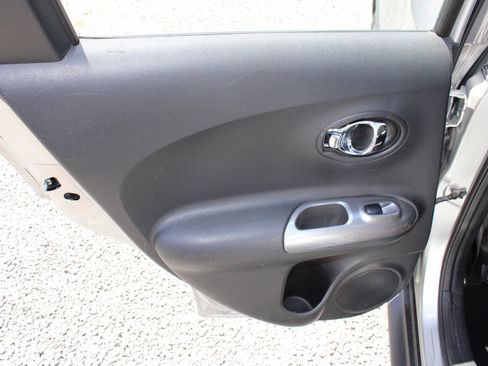 Used 2011 Nissan Juke S AWD/4WD image 20