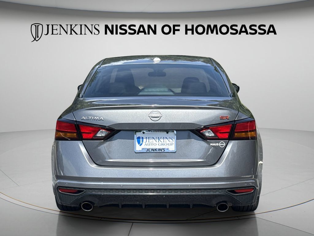 Certified 2024 Nissan Altima 2.5 SR FWD image 9