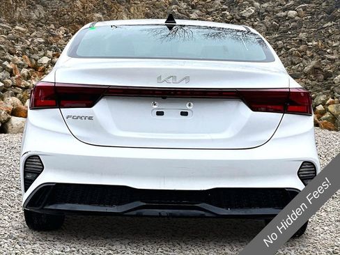 Used 2023 Kia Forte LXS FWD image 4