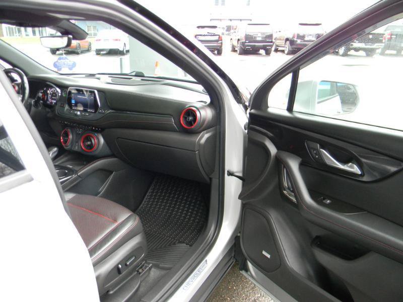 Used 2019 Chevrolet Blazer RS AWD/4WD image 23