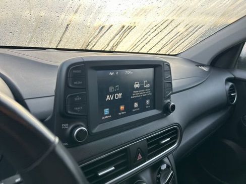 Used 2021 Hyundai Kona SEL image 9