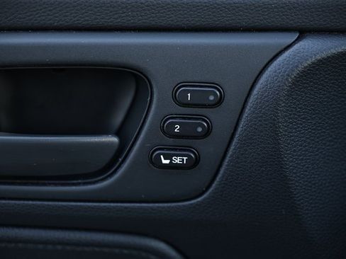 Used 2024 Honda Odyssey EX-L image 16