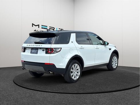 Used 2019 Land Rover Discovery Sport SE AWD/4WD image 9