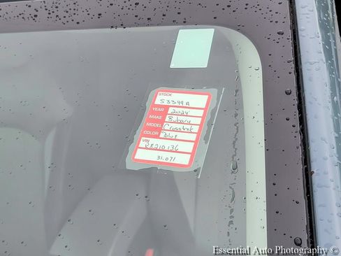 Used 2024 Subaru Crosstrek 2.0i Premium AWD/4WD image 18