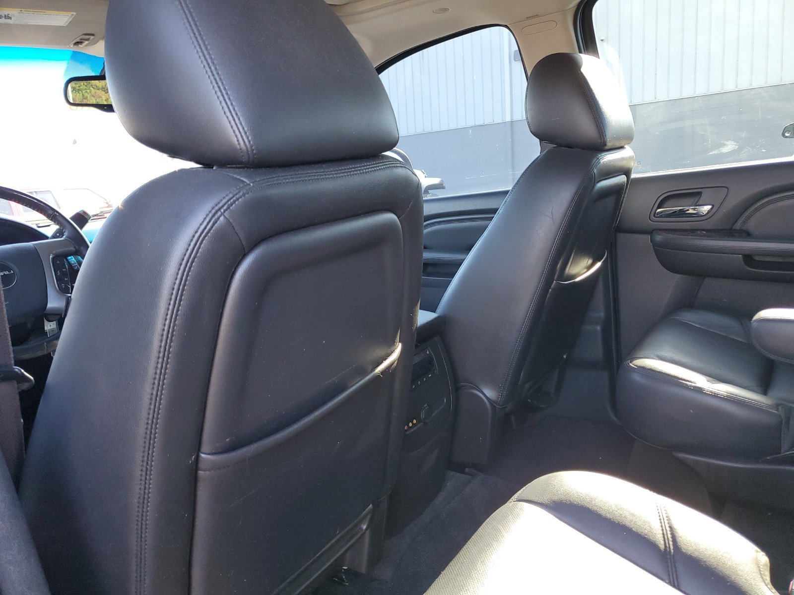 Used 2012 GMC Yukon XL Denali AWD/4WD image 15