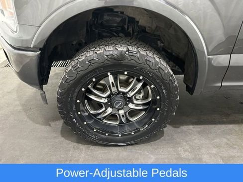 Used 2018 Ford F150 XLT w/ Equipment Group 302A Luxury AWD/4WD image 9
