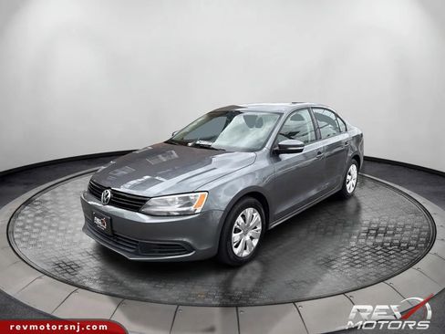 Used 2014 Volkswagen Jetta SE FWD image 1