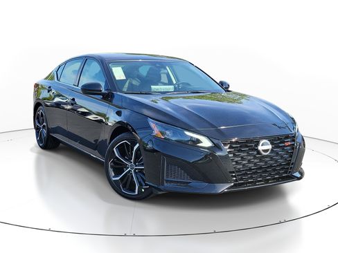 New 2026 Nissan Altima 2.5 SR FWD image 1