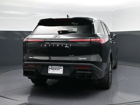 Used 2023 INFINITI QX60 Pure image 7