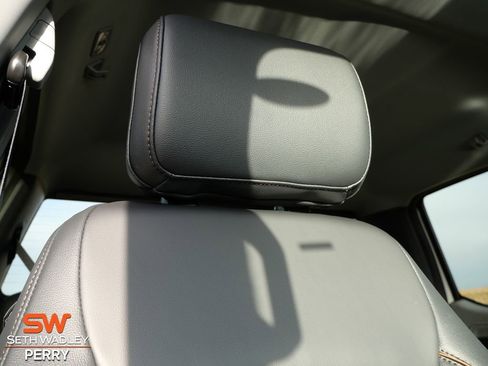 New 2026 Ford F350 Lariat w/ Black Appearance Package image 20