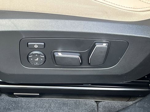 New 2025 BMW X3 xDrive30i w/ Convenience Package image 12