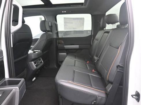 New 2026 Ford F250 Lariat w/ Black Appearance Package AWD/4WD image 27