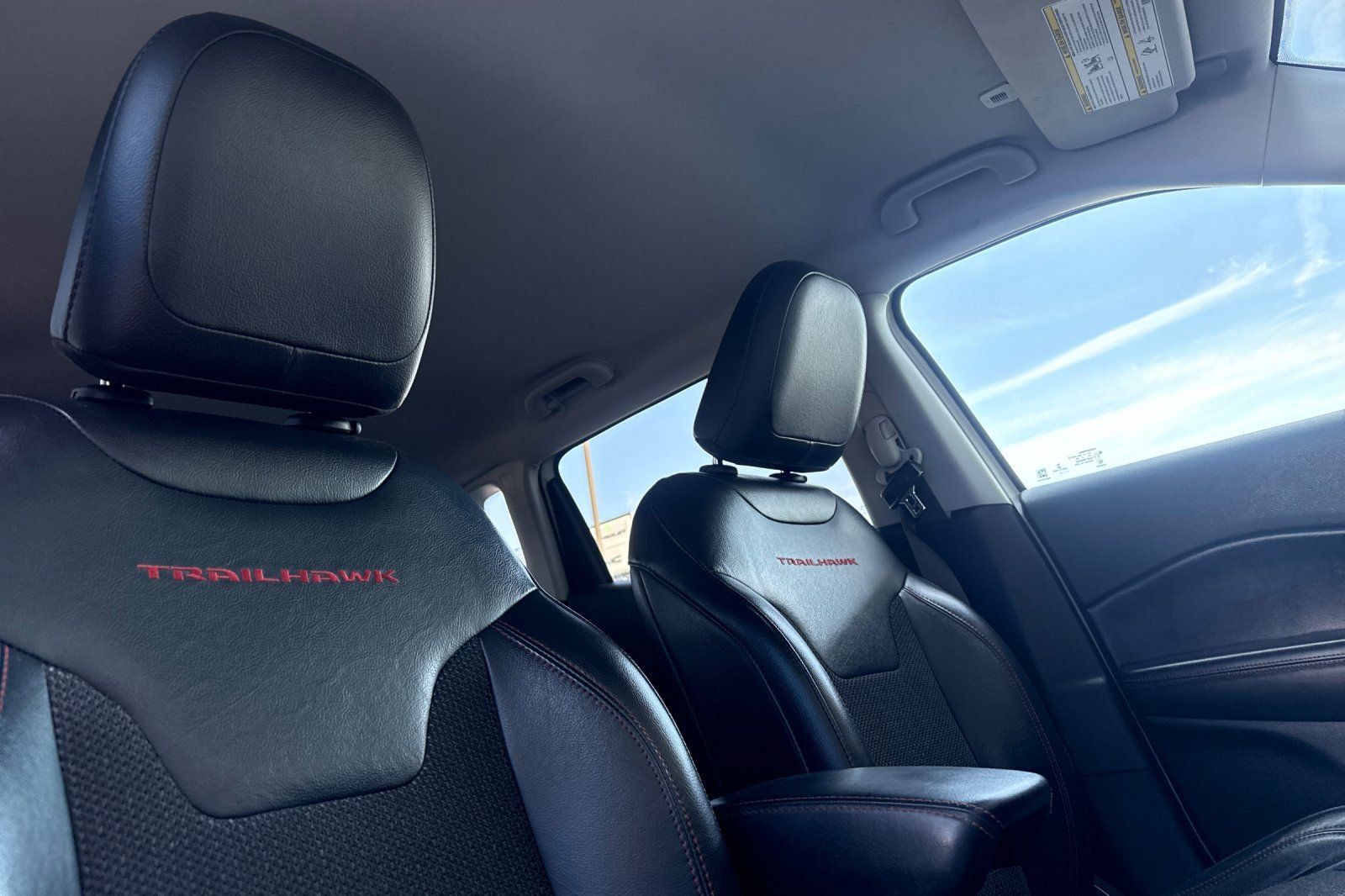 Used 2019 Jeep Compass Trailhawk AWD/4WD image 19