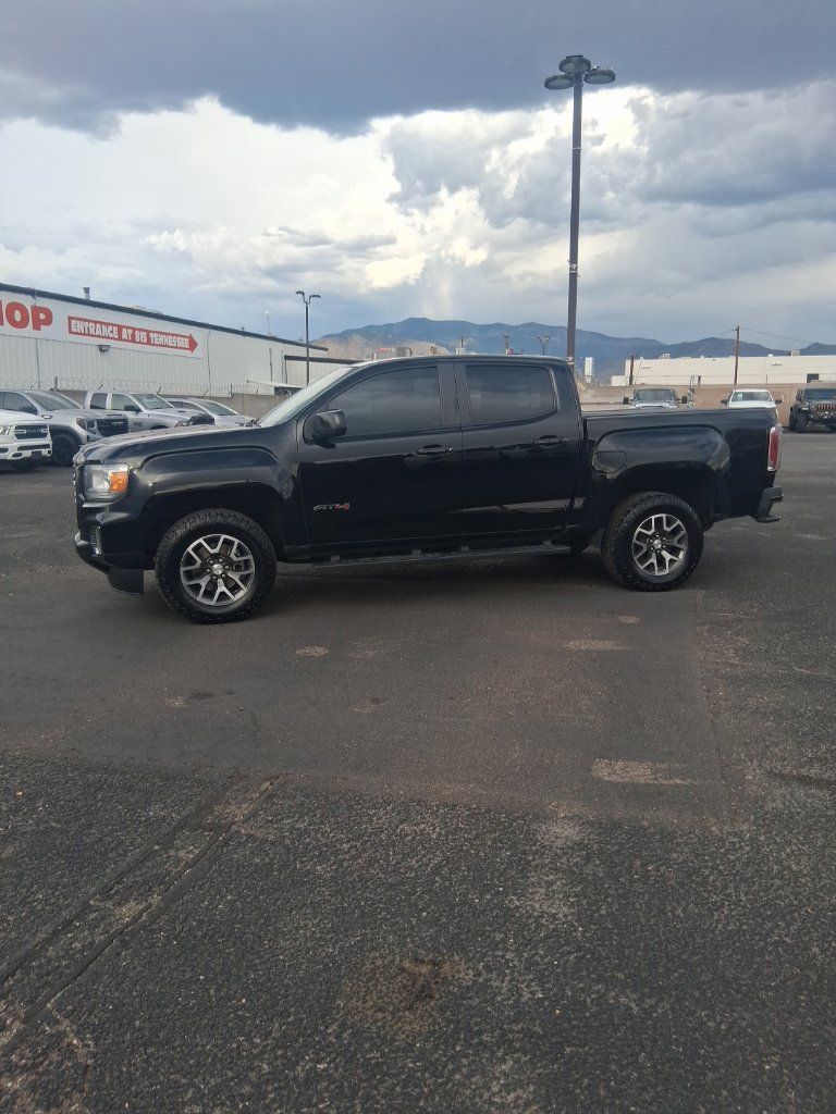 Used 2022 GMC Canyon AT4 w/ Trailering Package AWD/4WD image 5