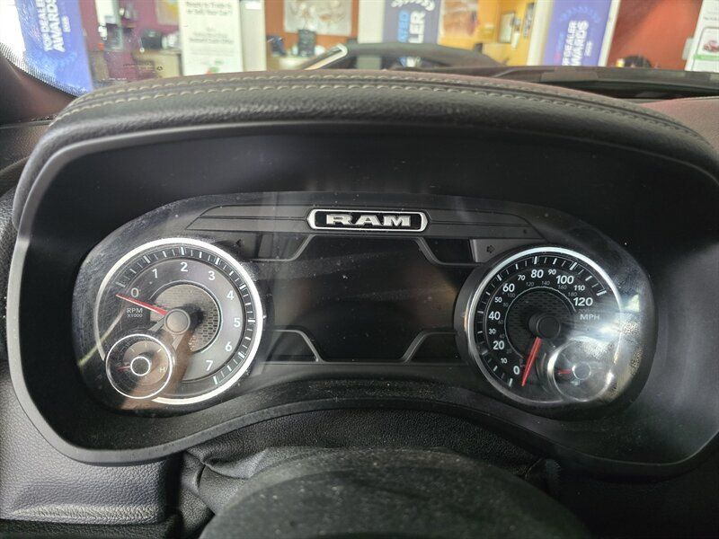 Used 2020 RAM 1500 Laramie w/ Sport Appearance Package AWD/4WD image 24
