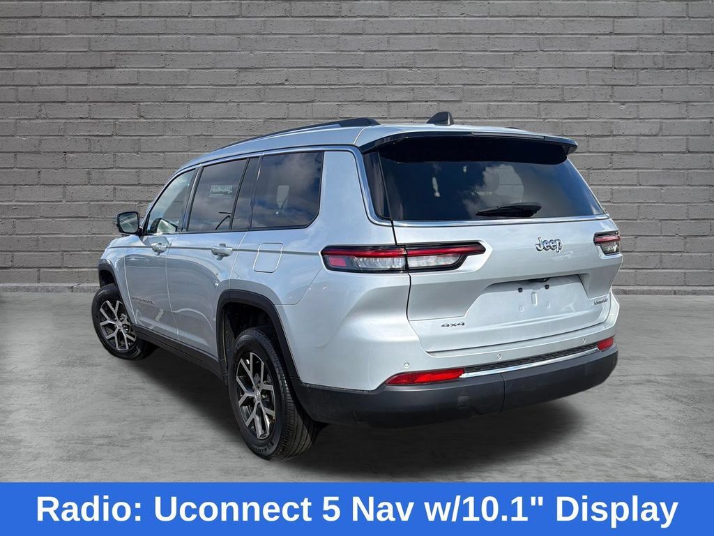 Used 2023 Jeep Grand Cherokee L Limited AWD/4WD image 6