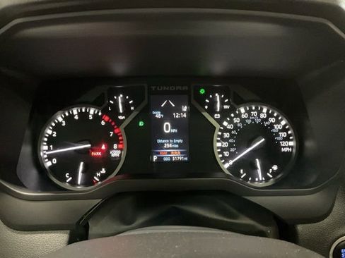 Used 2022 Toyota Tundra Limited AWD/4WD image 14