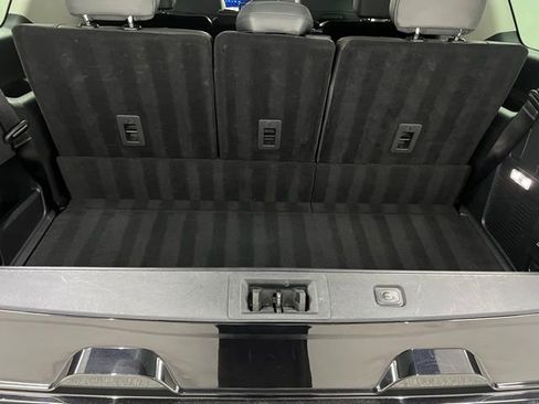 Used 2025 Ford Expedition Active AWD/4WD image 48
