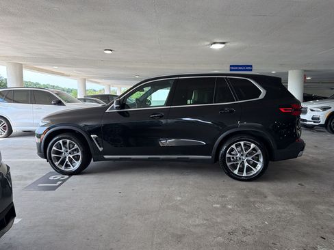 Used 2026 BMW X5 sDrive40i RWD image 2