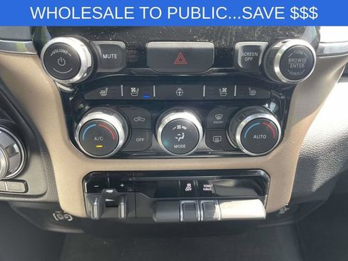Used 2022 RAM 1500 Laramie w/ Off Road Group AWD/4WD image 32