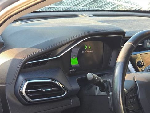 Certified 2023 Chevrolet Bolt EUV Premier FWD image 34