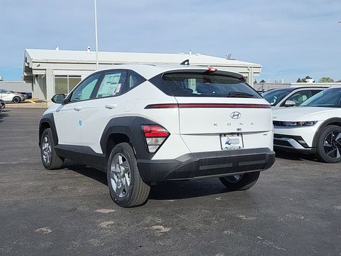 New 2026 Hyundai Kona SE AWD/4WD image 3