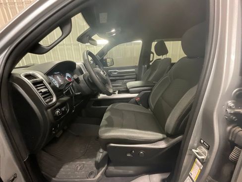 Used 2025 RAM 1500 Big Horn AWD/4WD image 10
