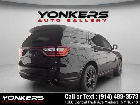 Used 2022 Dodge Durango R/T AWD/4WD image 12