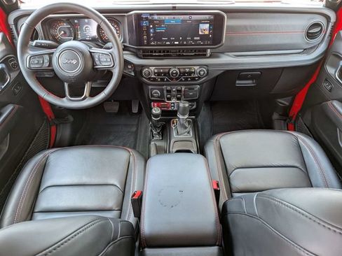 Used 2024 Jeep Gladiator Rubicon w/ Safety Group AWD/4WD image 18