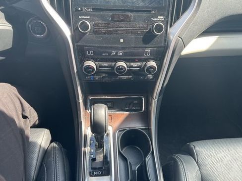 Used 2021 Subaru Ascent Touring w/ Popular Package #2A image 16
