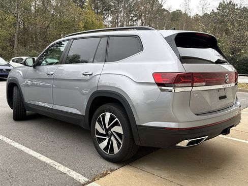 Used 2024 Volkswagen Atlas SE image 10
