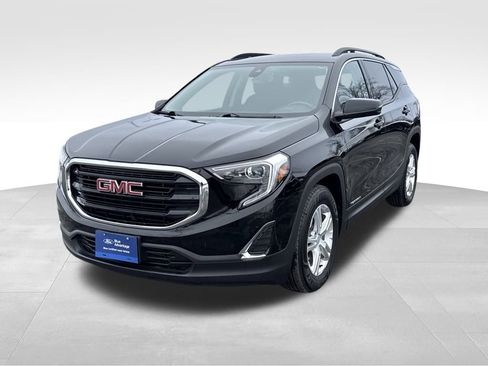 Used 2020 GMC Terrain SLE w/ Driver Convenience Package image 2
