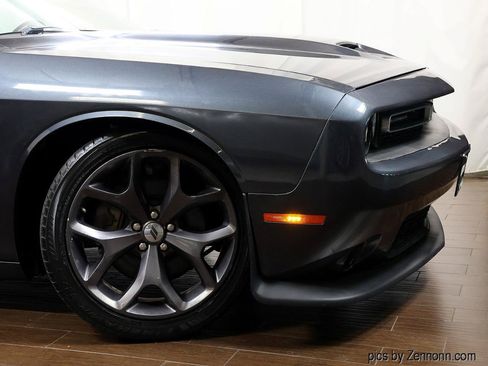 Used 2019 Dodge Challenger R/T RWD image 5