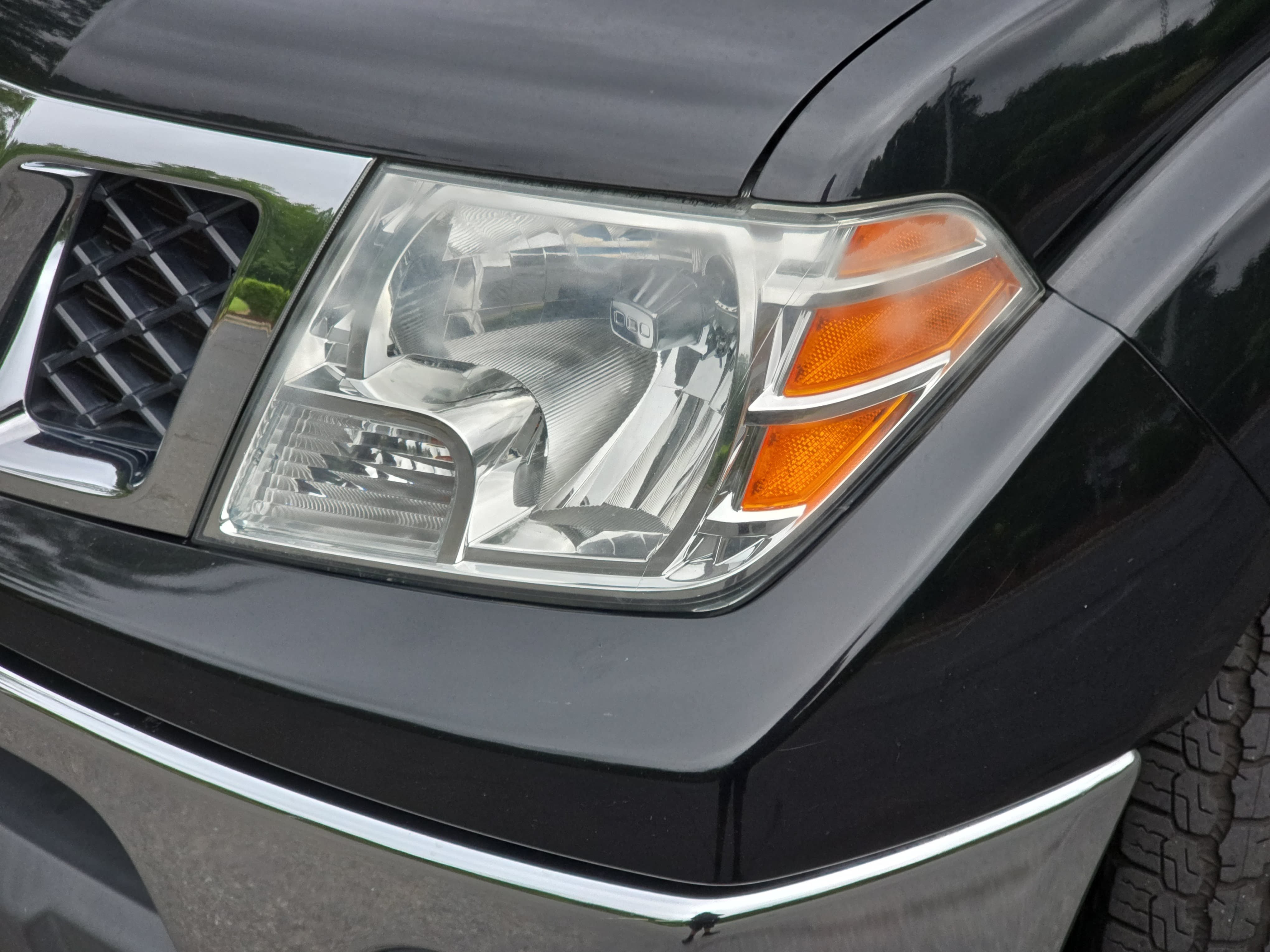 Used 2019 Nissan Frontier SL RWD image 31