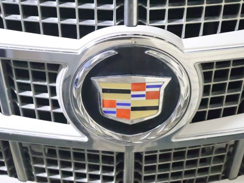 Used 2014 Cadillac Escalade Platinum AWD/4WD image 18