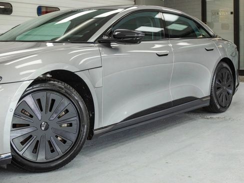 Used 2025 Lucid Air Touring AWD/4WD image 12