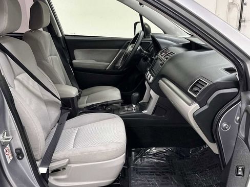 Used 2016 Subaru Forester 2.5i w/ Alloy Wheel Package image 28