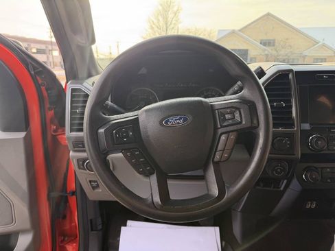 Used 2019 Ford F150 XLT w/ Max Trailer Tow Package image 12