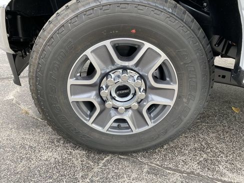 New 2026 Ford F250 Lariat w/ FX4 Off-Road Package image 53