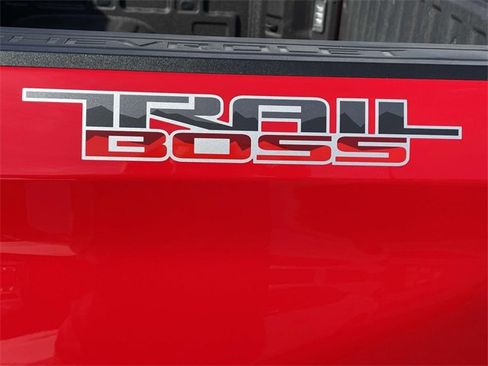Certified 2024 Chevrolet Silverado 1500 LT Trail Boss w/ Convenience Package II image 10