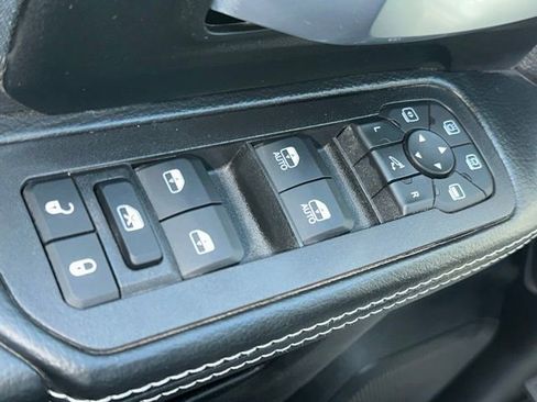 Used 2025 RAM 2500 Big Horn image 19