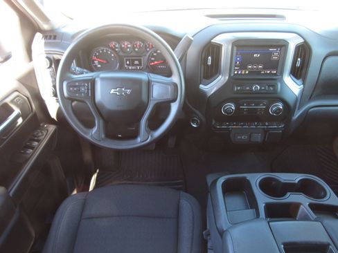 Used 2024 Chevrolet Silverado 1500 Custom Trail Boss w/ LPO, Dark Essentials Package image 16