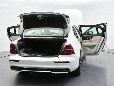 Used 2025 Volvo S60 B5 Plus w/ Protection Package Premier image 43