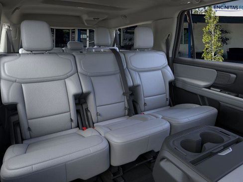 New 2026 Ford Expedition Max Platinum w/ Driver's Package image 11