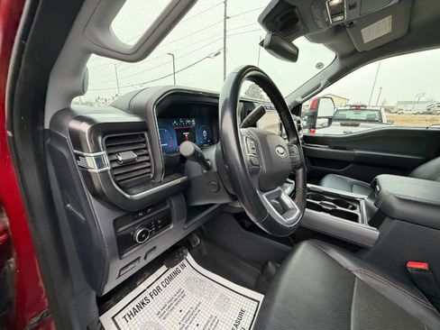 Used 2022 Ford F550 4x4 Crew Cab Super Duty w/ Lariat Value Package image 17