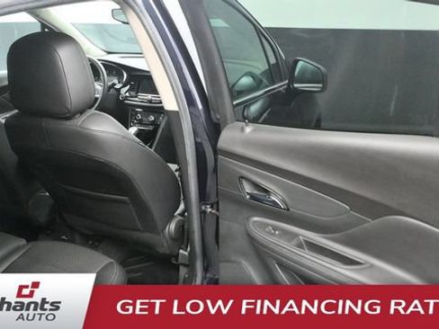 Used 2022 Buick Encore Preferred w/ Safety Package II AWD/4WD image 10